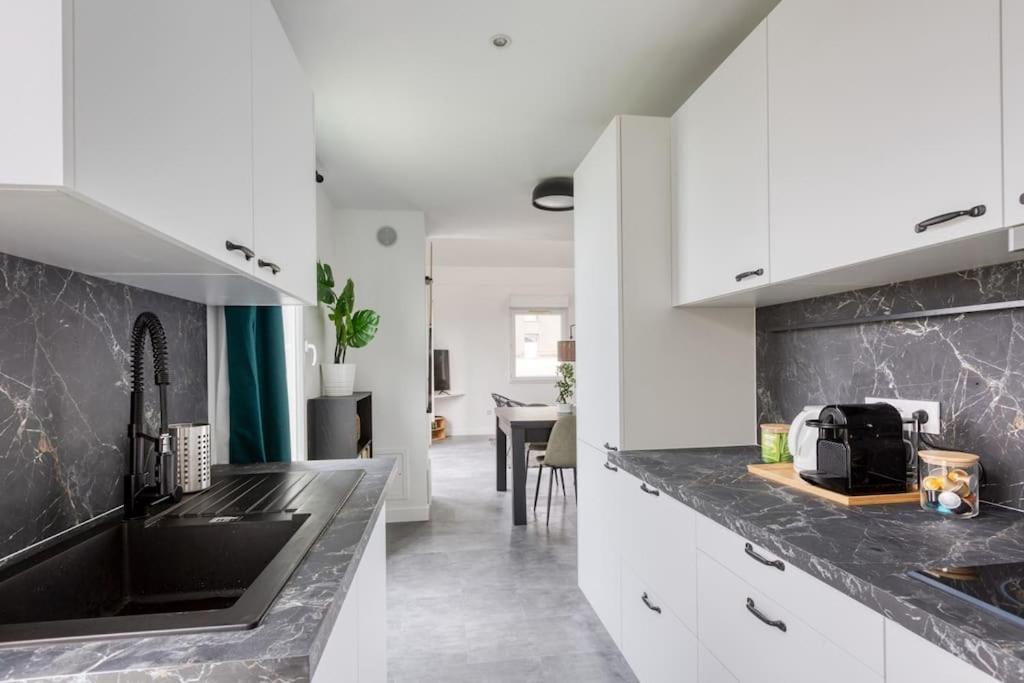 Premium Flat 6 People With Billard And Terrace Stade De France Saint-Denis  Luaran gambar
