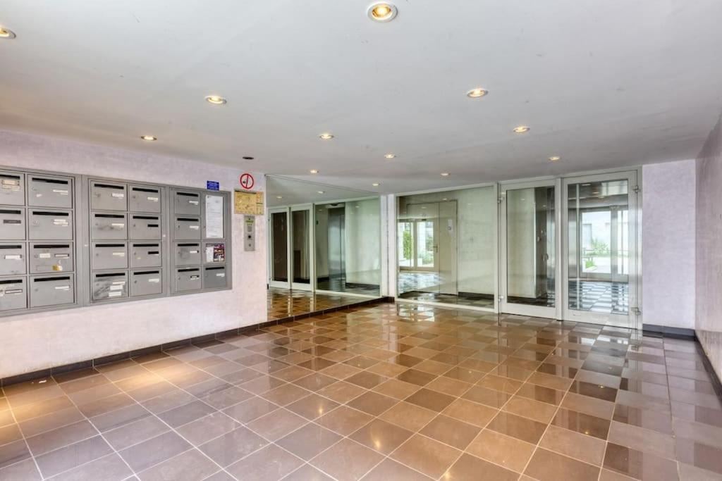 Premium Flat 6 People With Billard And Terrace Stade De France Saint-Denis  Luaran gambar