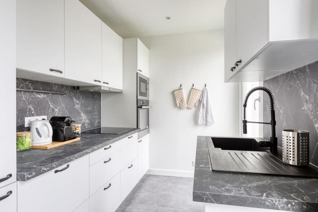 Premium Flat 6 People With Billard And Terrace Stade De France Saint-Denis  Luaran gambar